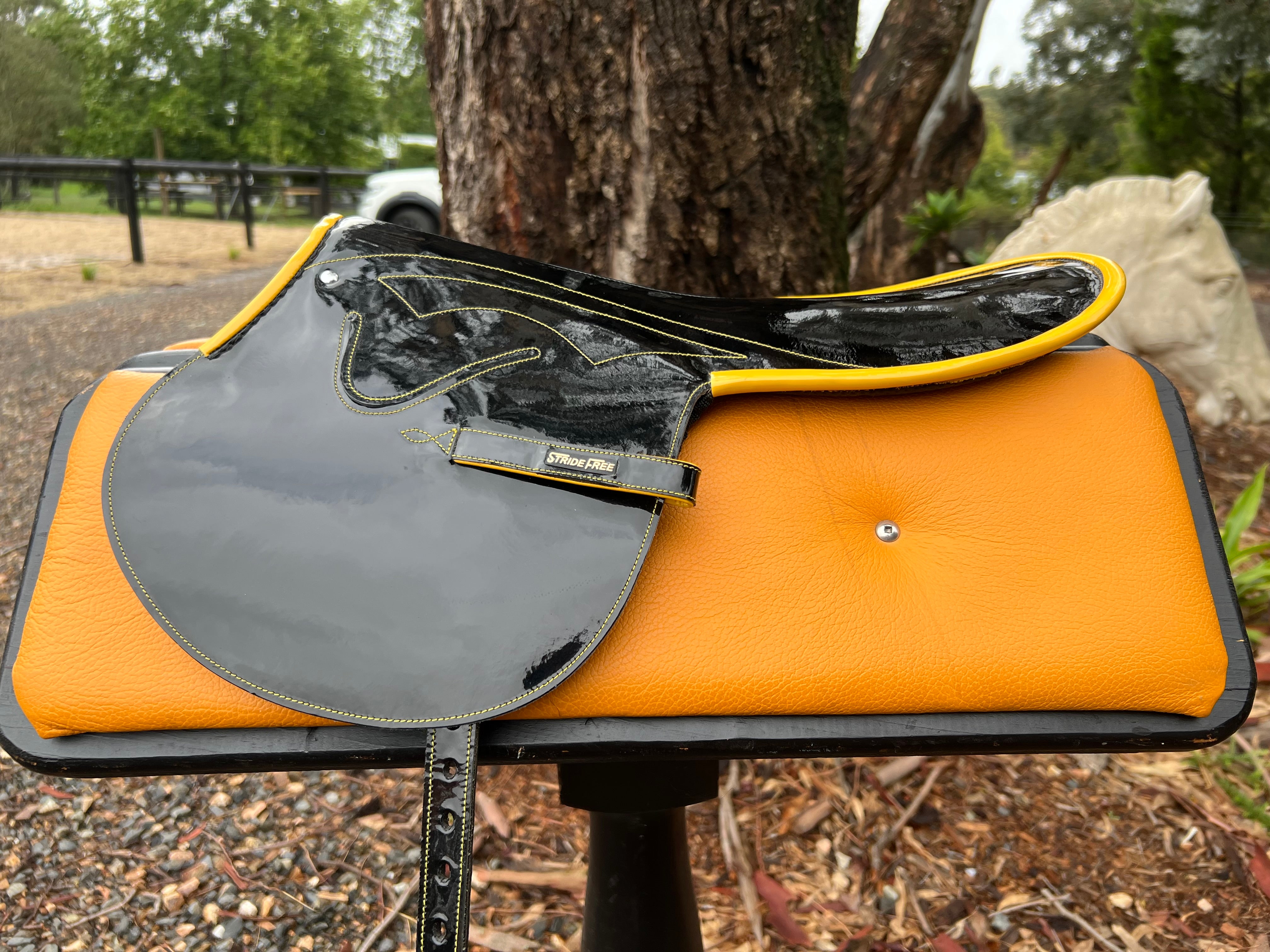 740g Black Patent Yellow Piping. ONE ONLY!