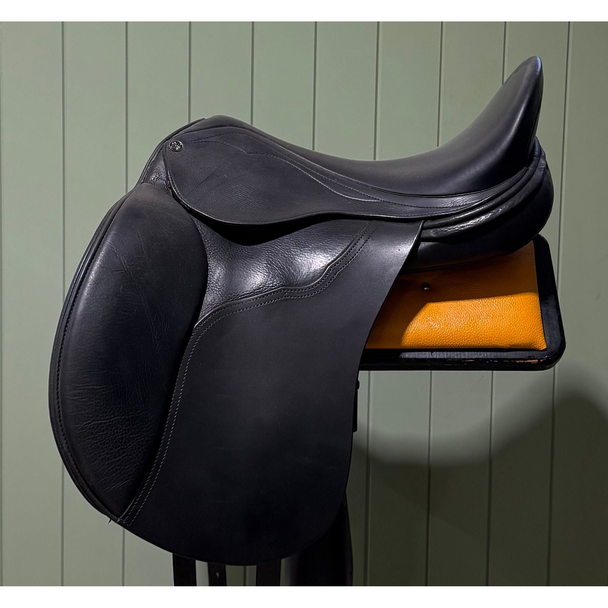 StrideFree Forward Cut Dressage Black 18"