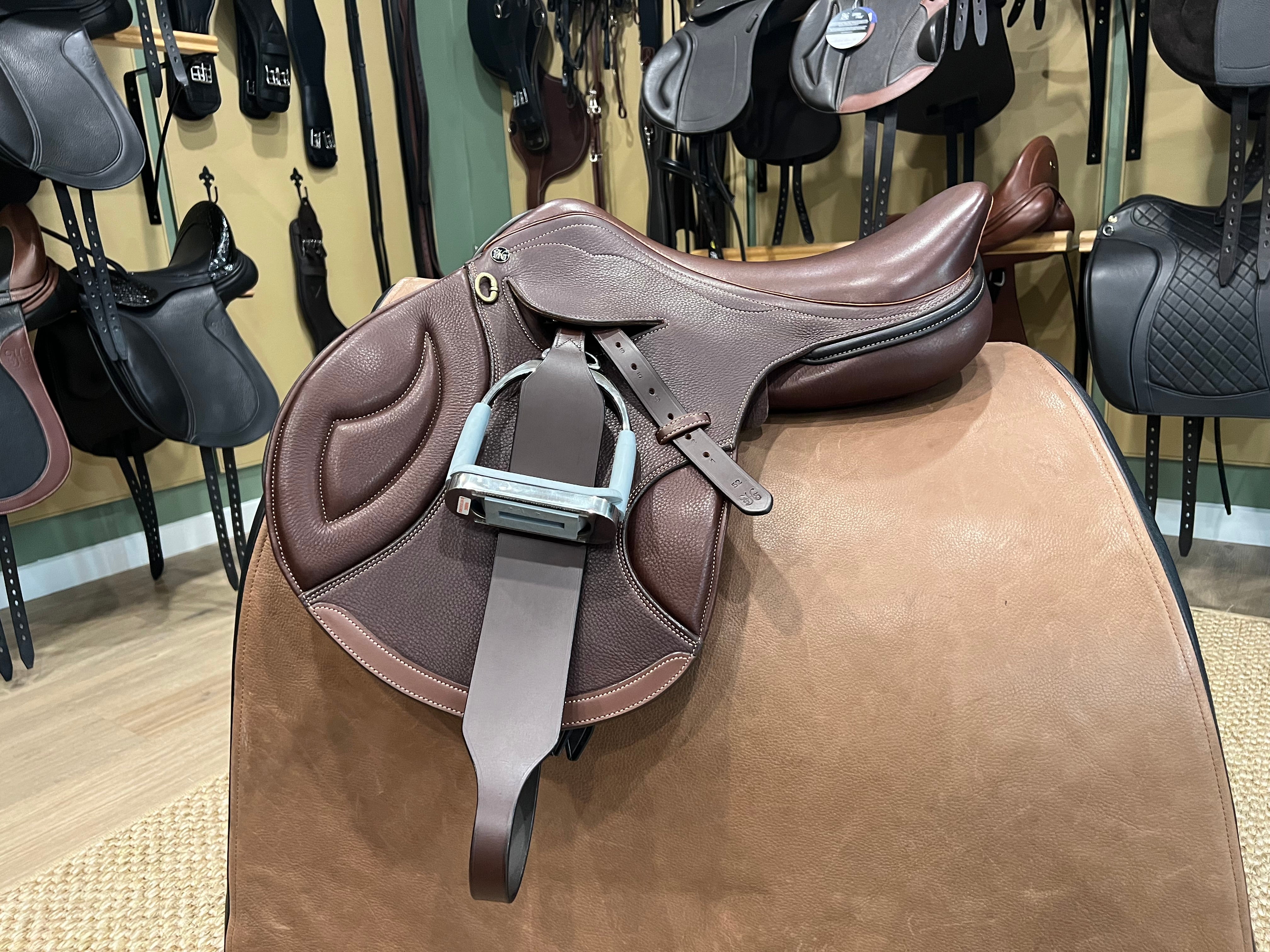 Comfort Stability Stirrup Leathers Jump and Dressage