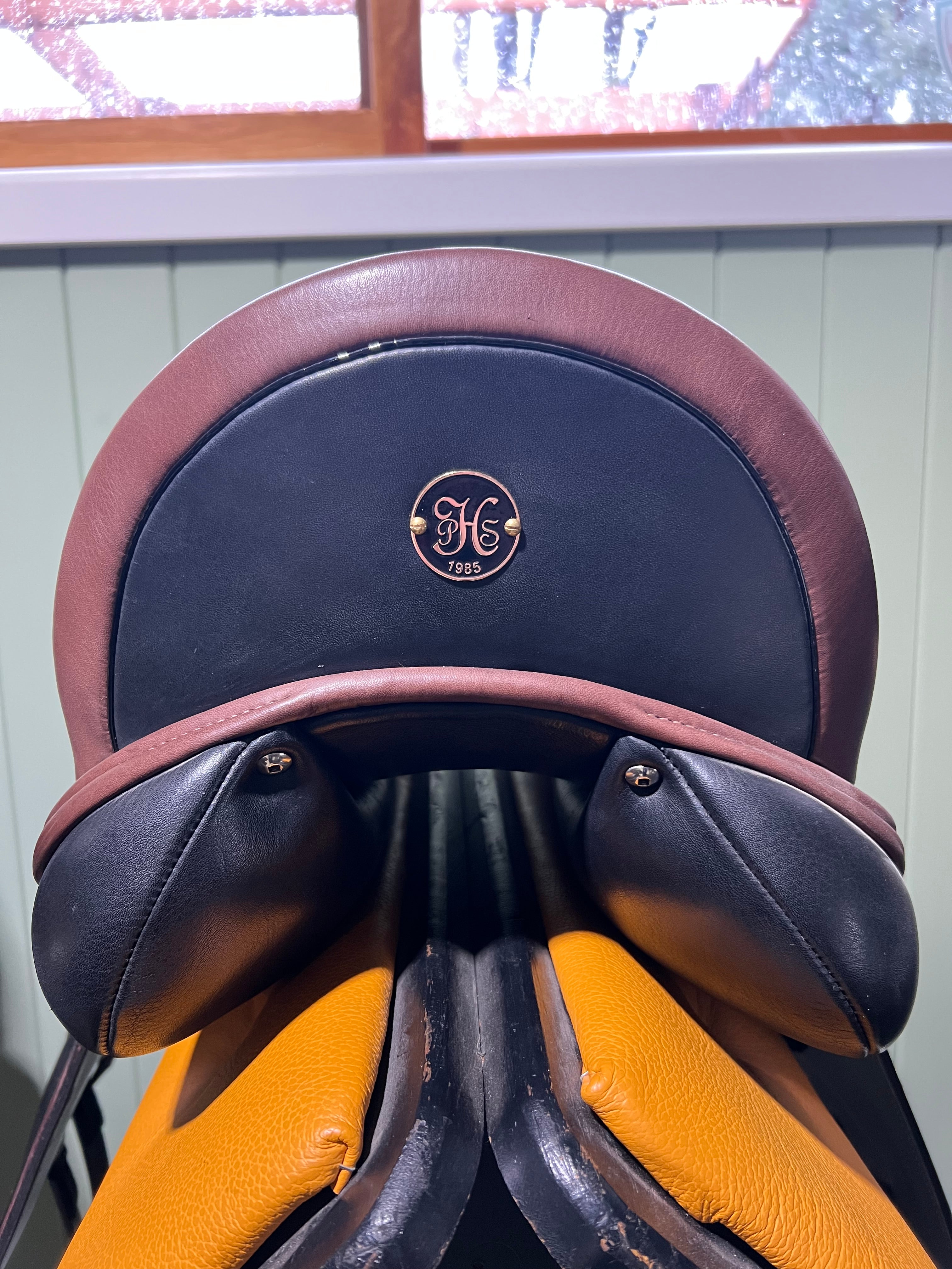 StrideFree® Kitzbuhel 17” Two Toned