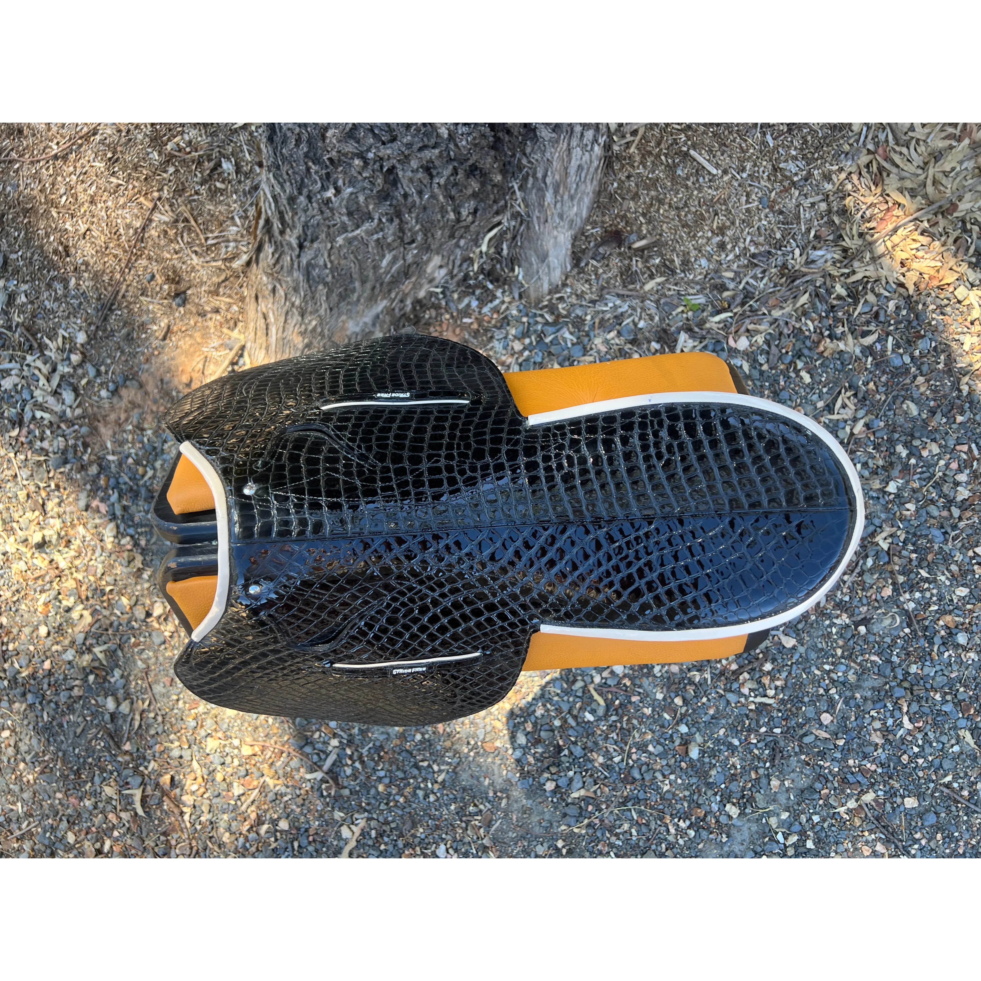 SALE 1.5kg Race Saddle Black Croc Print Beige Piping