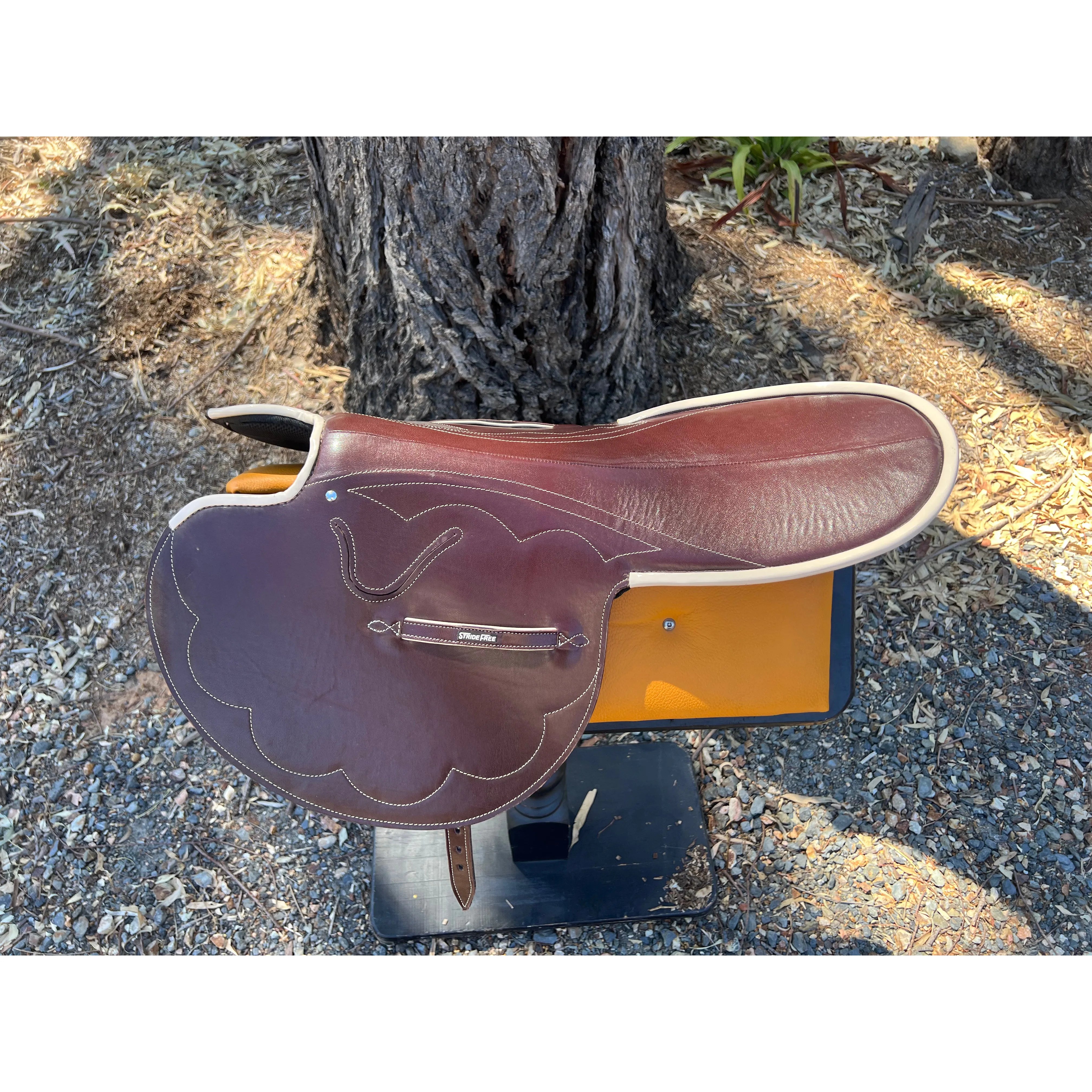 SALE 3kg Race Saddle Chestnut Grippy Leather  Forward CutONE ONLY